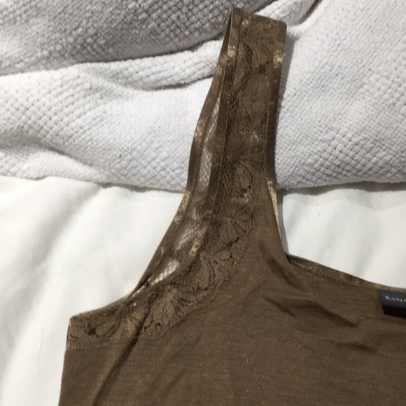 Banana republic M lace trimmed tank nwot - Picture 2 of 8